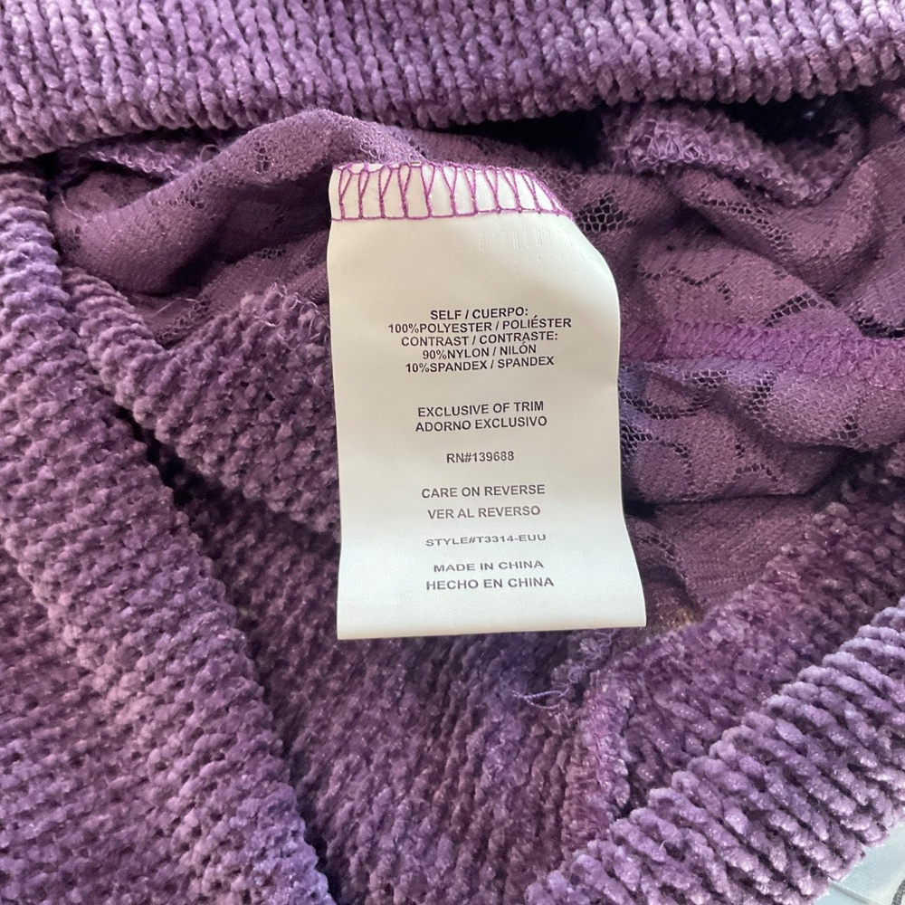 Taylor & Sage Chenille Sweater with Lace Plum Purple NWT Medium Lightweight - Picture 7 of 8